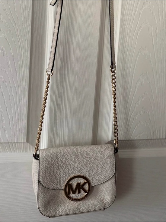 Michael Kors Handbags - Michael Kors Cream Crossbody with Gold MK Emblem